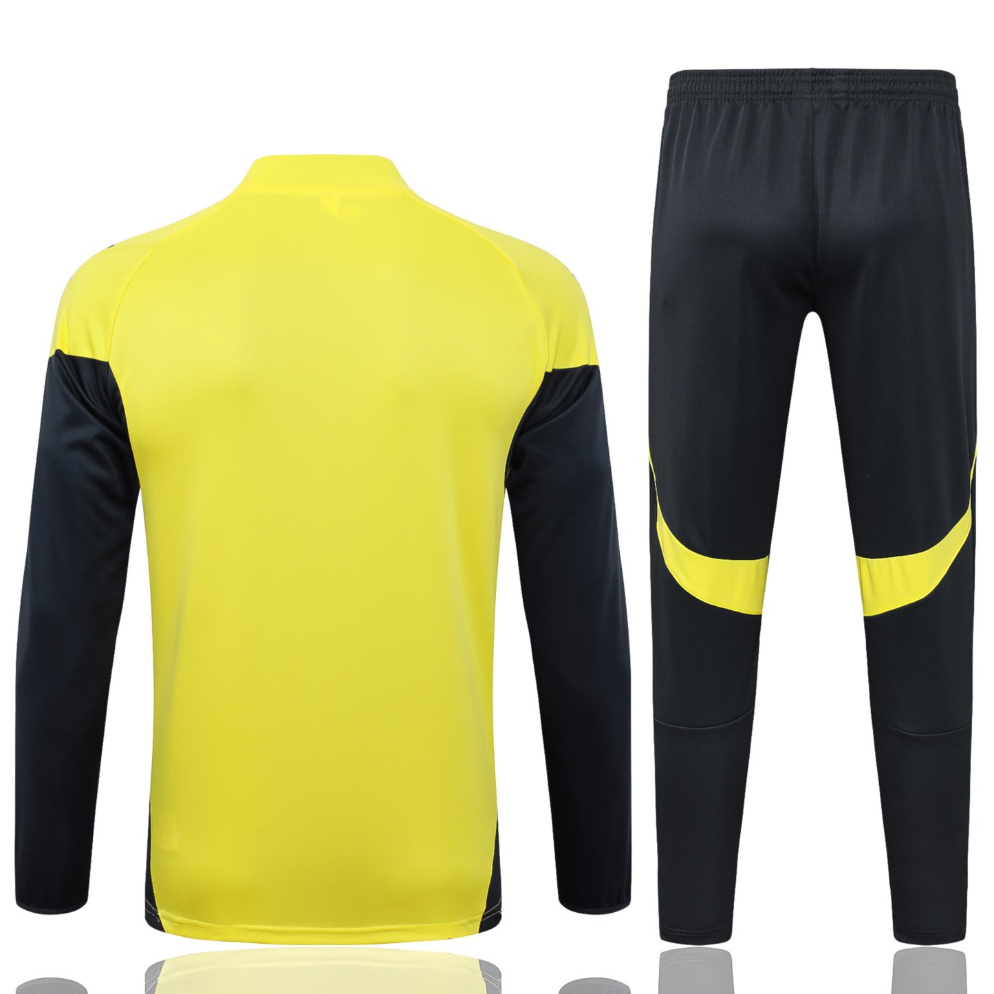 202526 Real Madrid yellow-black Long-sleeved half-pull training kit Football team kit