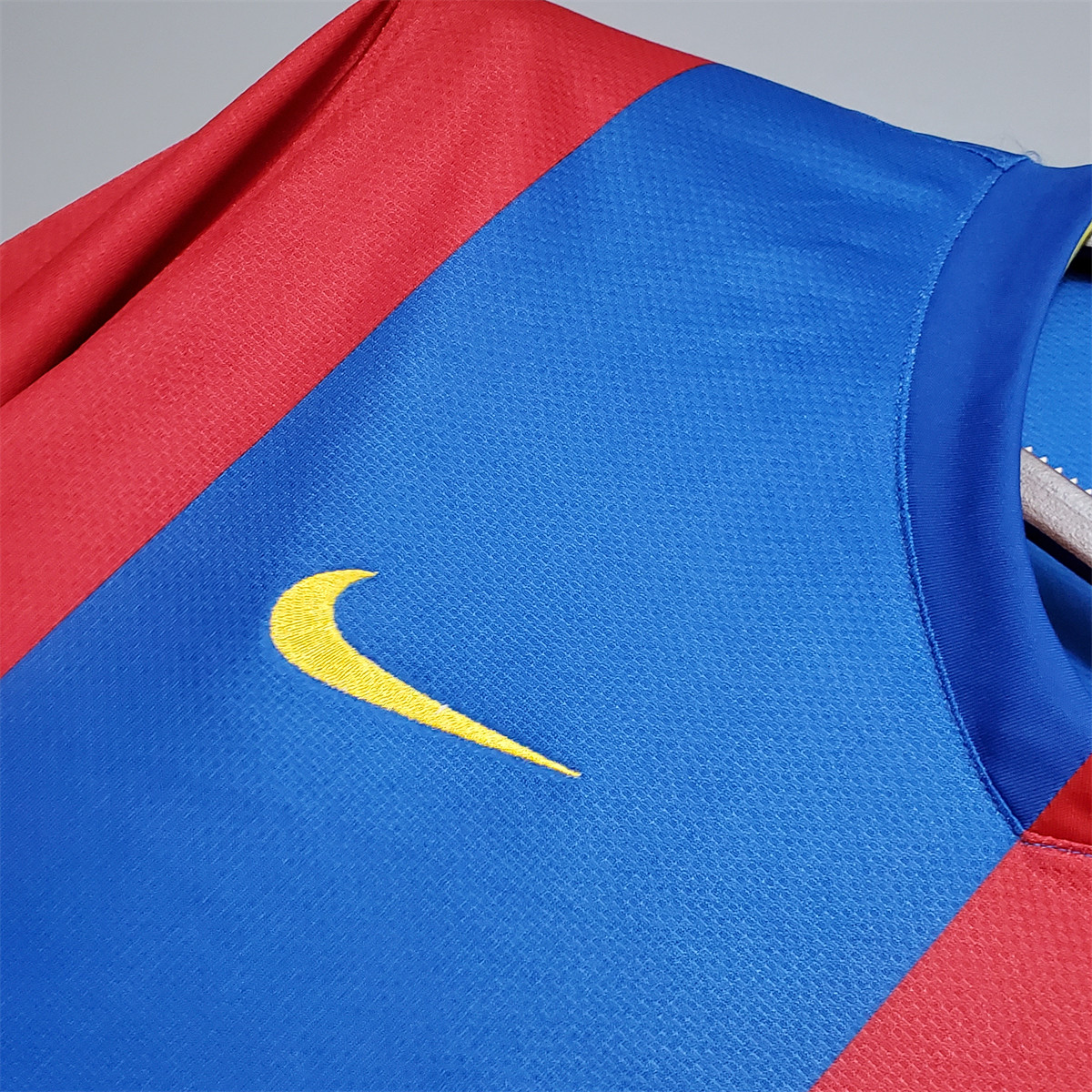 Retro Barcelona 06/07 long sleeve home jersey Fan Version