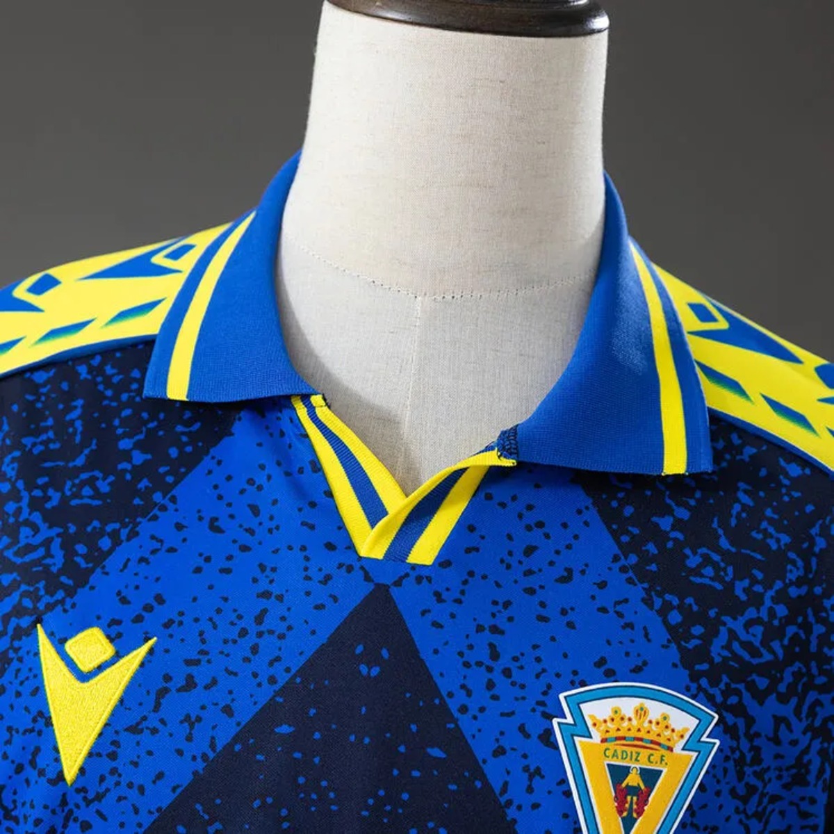 2026 Cadiz Vintage Style Jersey Fan Version