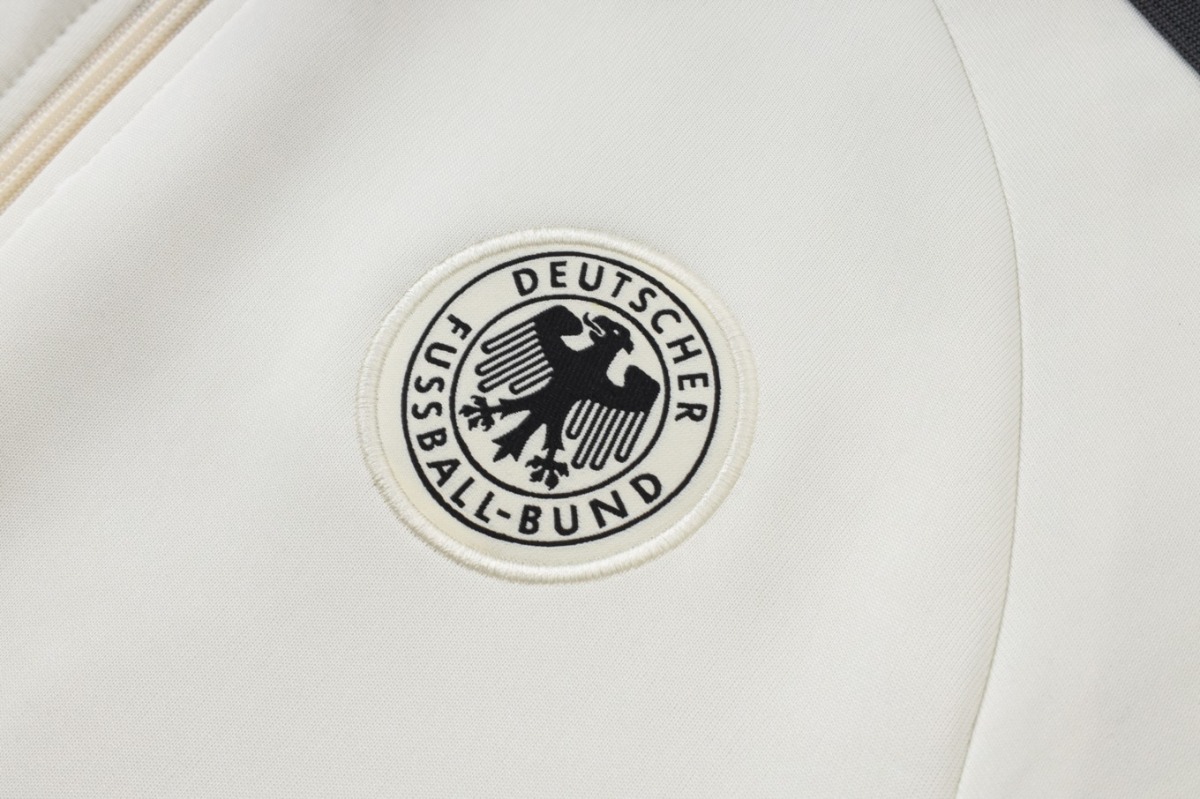 2026 Germany Off-white Jacket Training Suit Set
