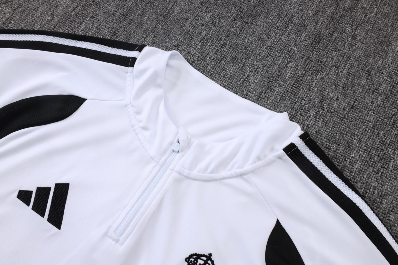 2026 Real Madrid White Long-sleeved half-pull training kit