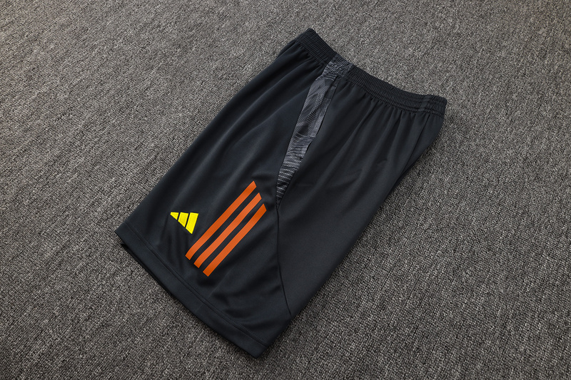 24/25 Benfica Grey Training Set Shirt and Shorts