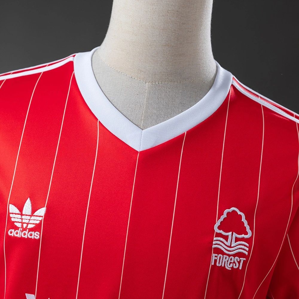 Retro Nottingham Forest 1982/84 Home jersey Fan Version