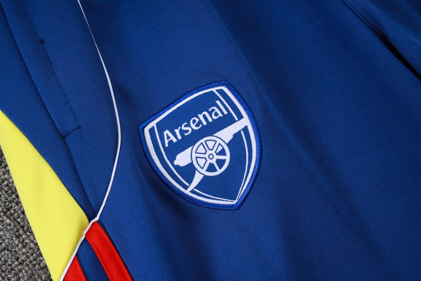 2025/26 Arsenal Colorful Blue Jacket Training Suit Set Football Team Shirt Sports Fashion