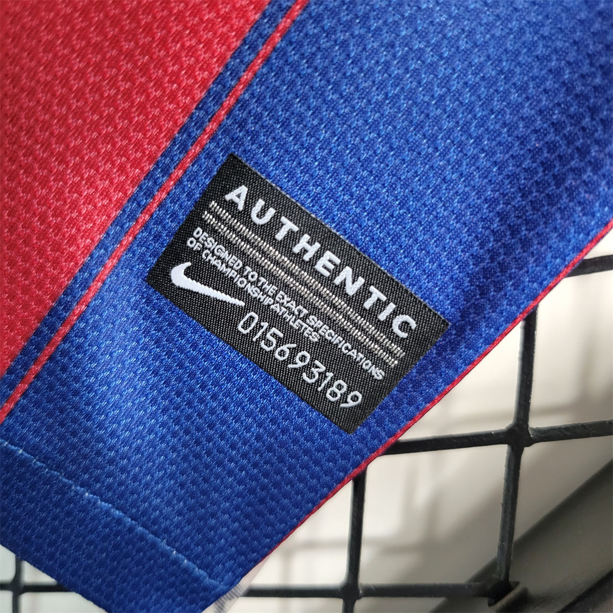 Retro Barcelona 09/10 Home jersey Fan Version