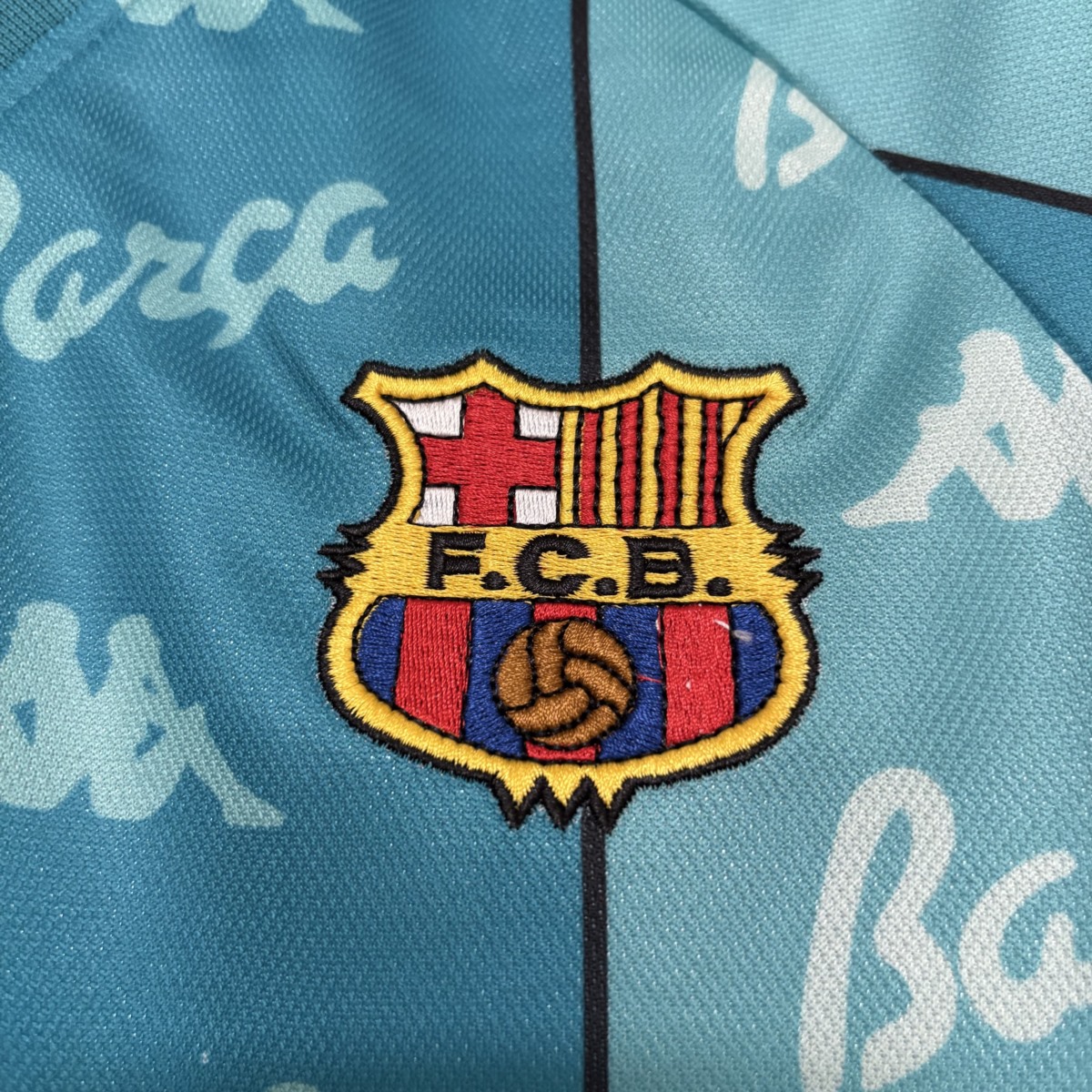 Retro Barcelona 96/97 away jersey Fan Version