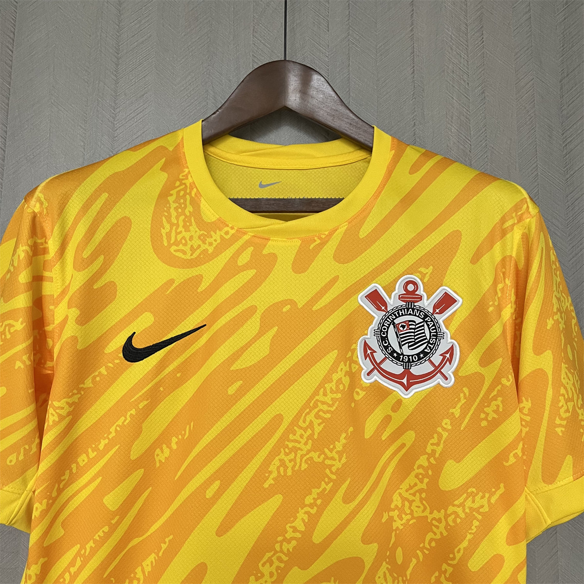 2024/25 Corinthians Goallkeeper Yellow Jersey Fan Version