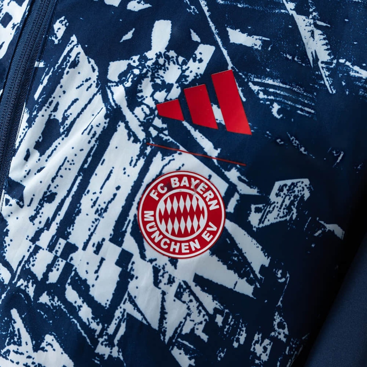 2025/26 Bayern Munich Royal Blue ReverSible Windbreaker Sport Unifom