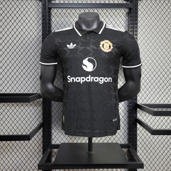 2025/26 Manchester United Co branded POLO Black jersey Player Version