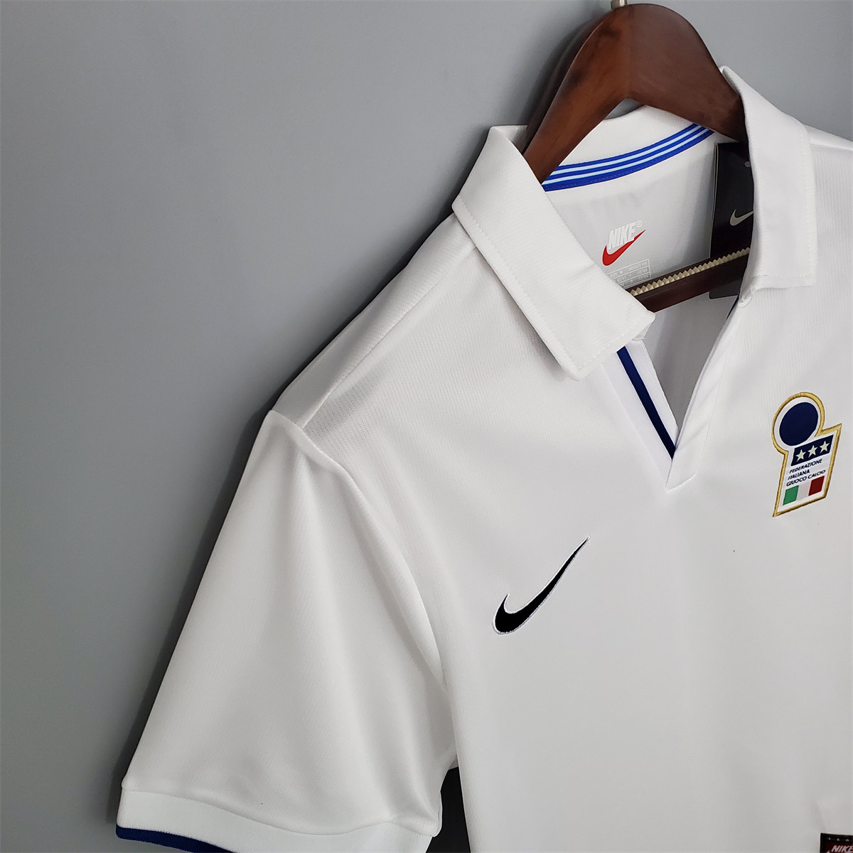 Retro Italy 1998 Away jersey Fan Version