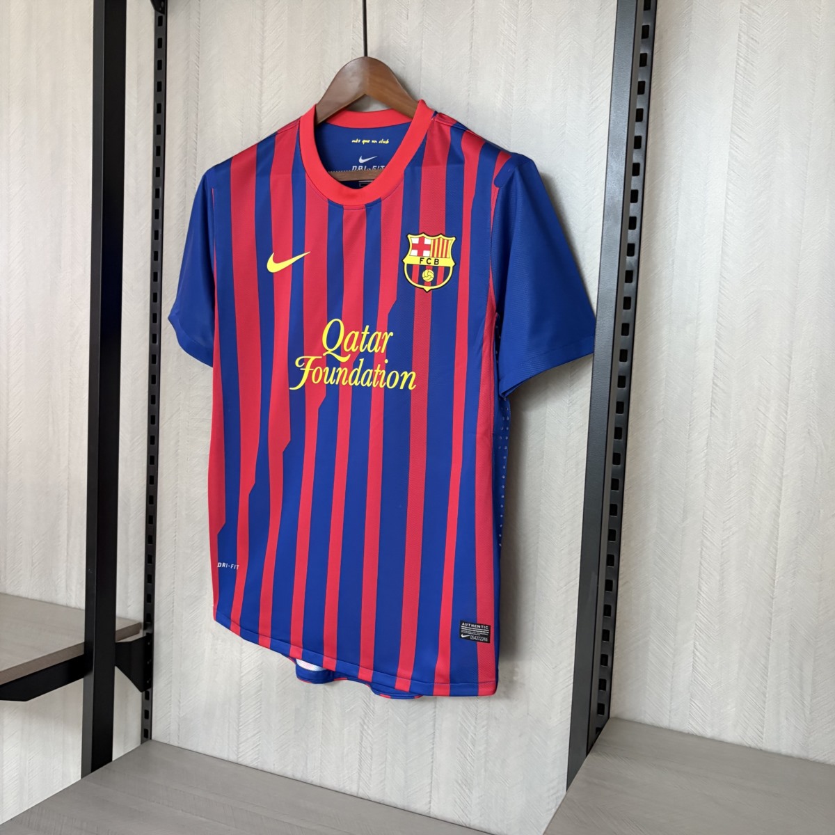 Retro Barcelona 11/12  home jersey Fan Version