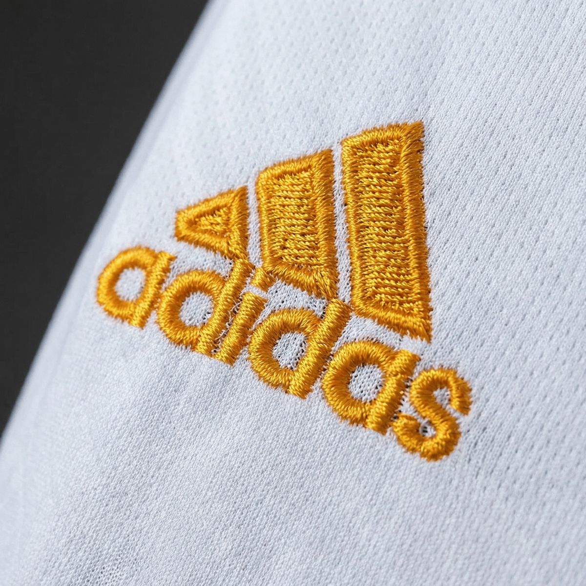 Retro Real Madrid 2021/22 Home jersey Fan Version