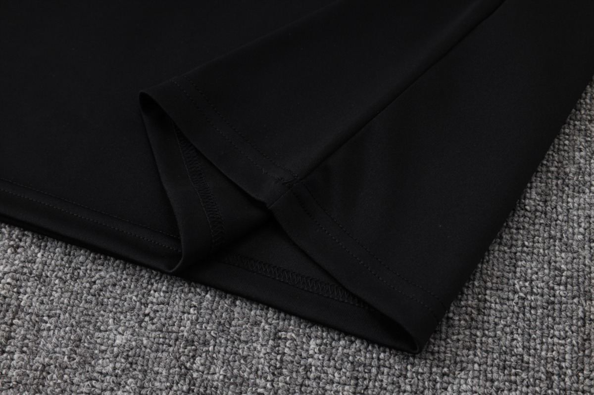 2026 Paris Black Long-sleeved half-pull training kit