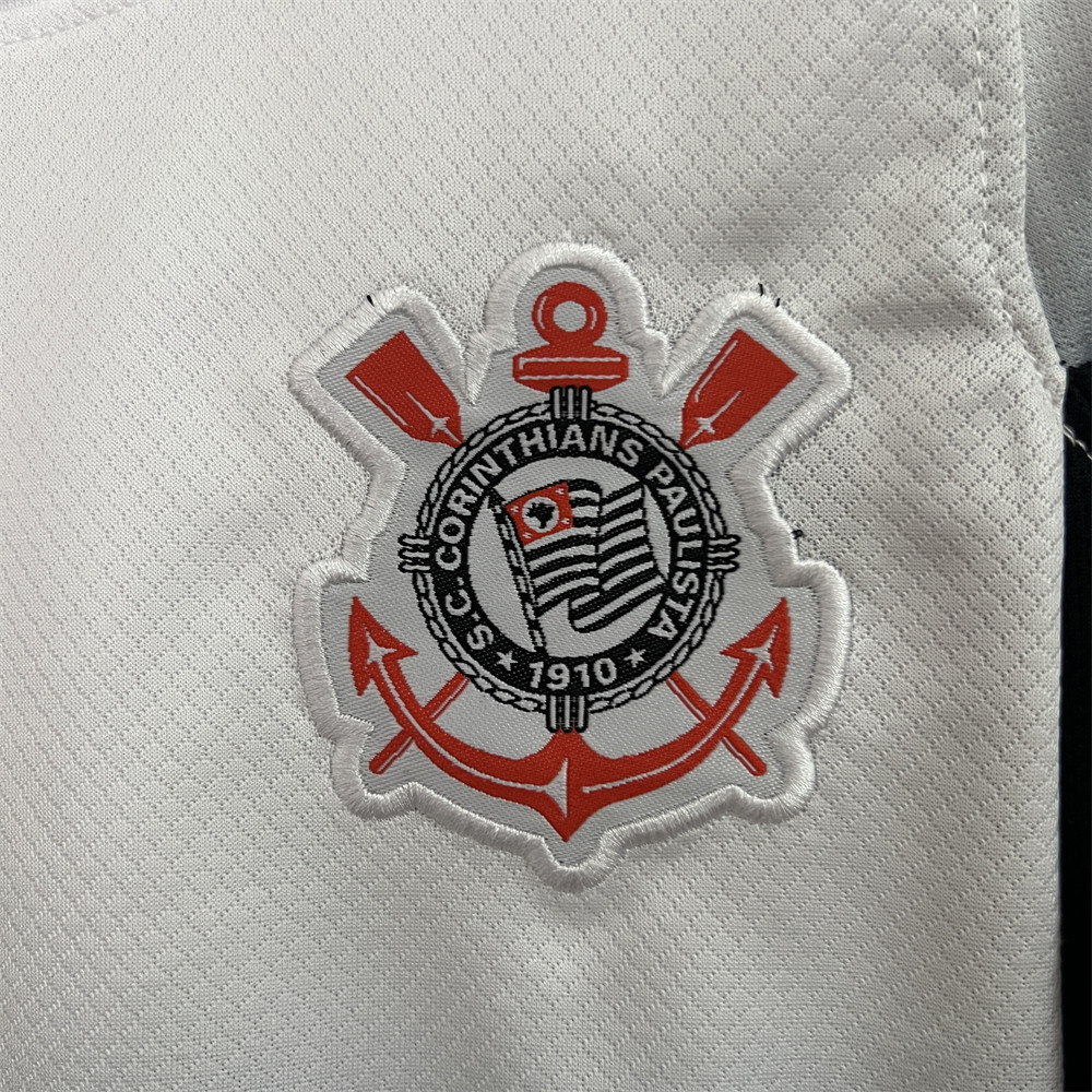 24/25 kids kits Corinthians home jersey size: 16-28
