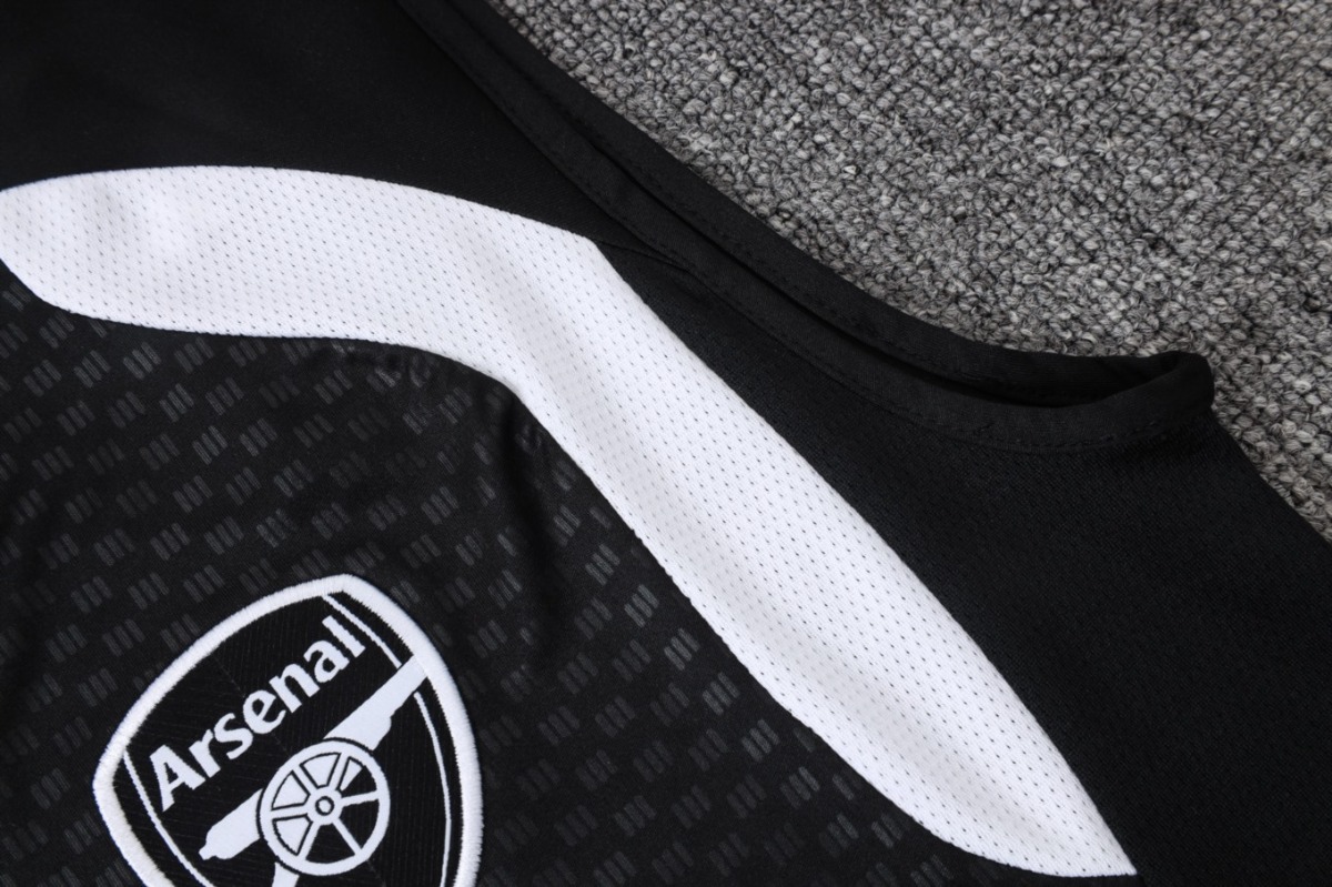 2026 Arsenal Black Training Set Shirt and Shorts
