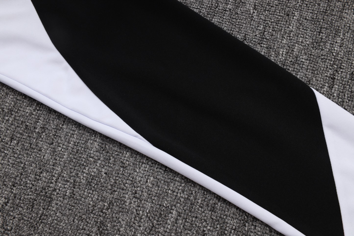 202526 Corinthians white-black Long-sleeved half-pull training kit Football team kit