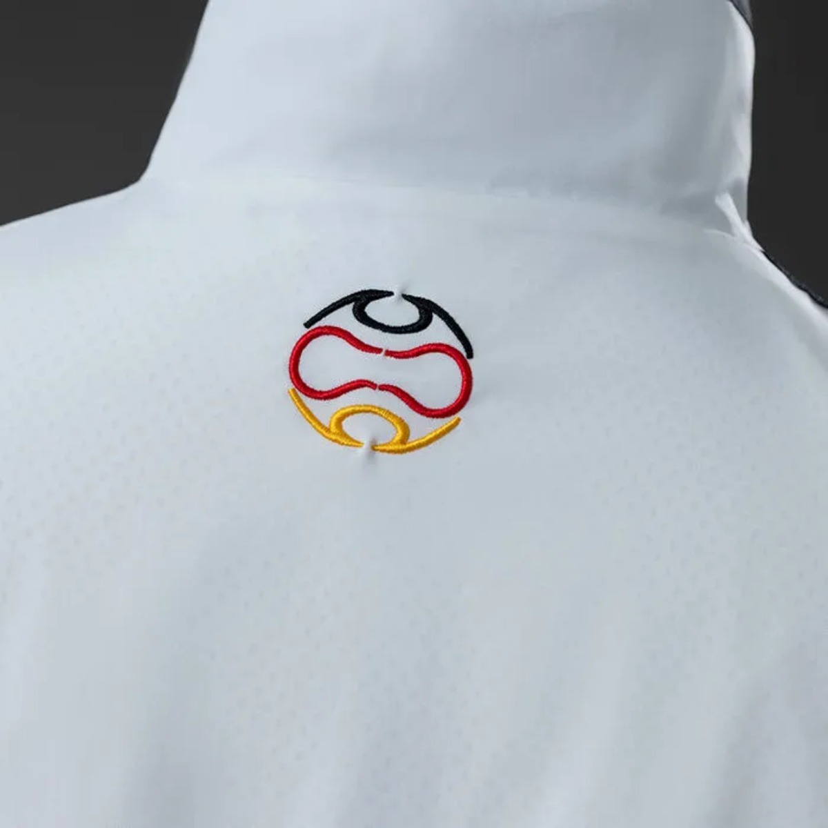 2006 Germany Vintage Style Windbreaker
