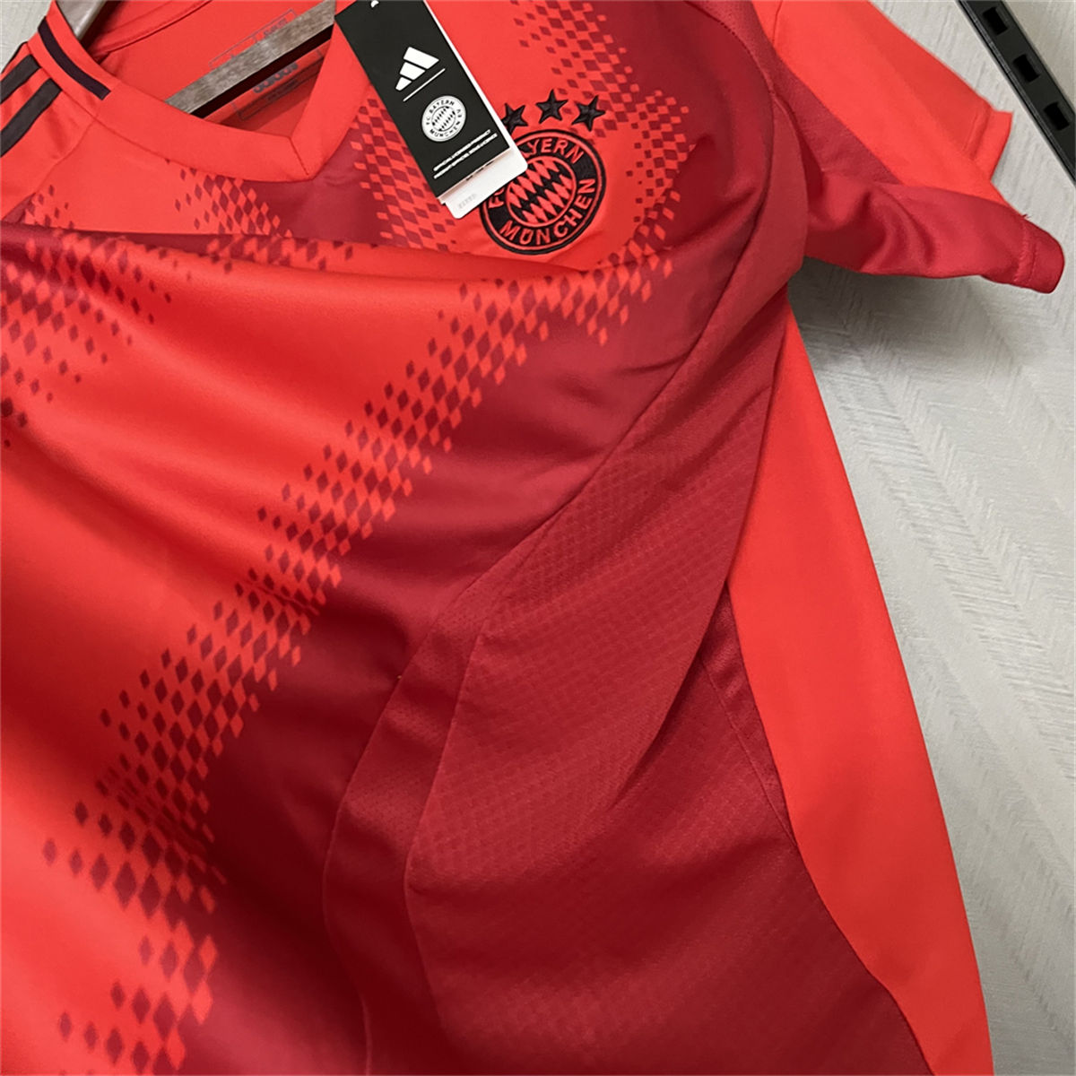2024/25 Bayern Munich Home Jersey Fan Version