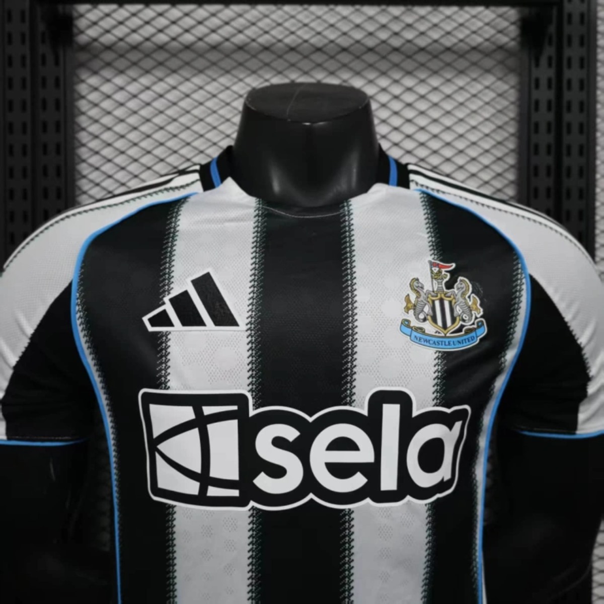 2025/26 Newcastle United Home jersey Player Version