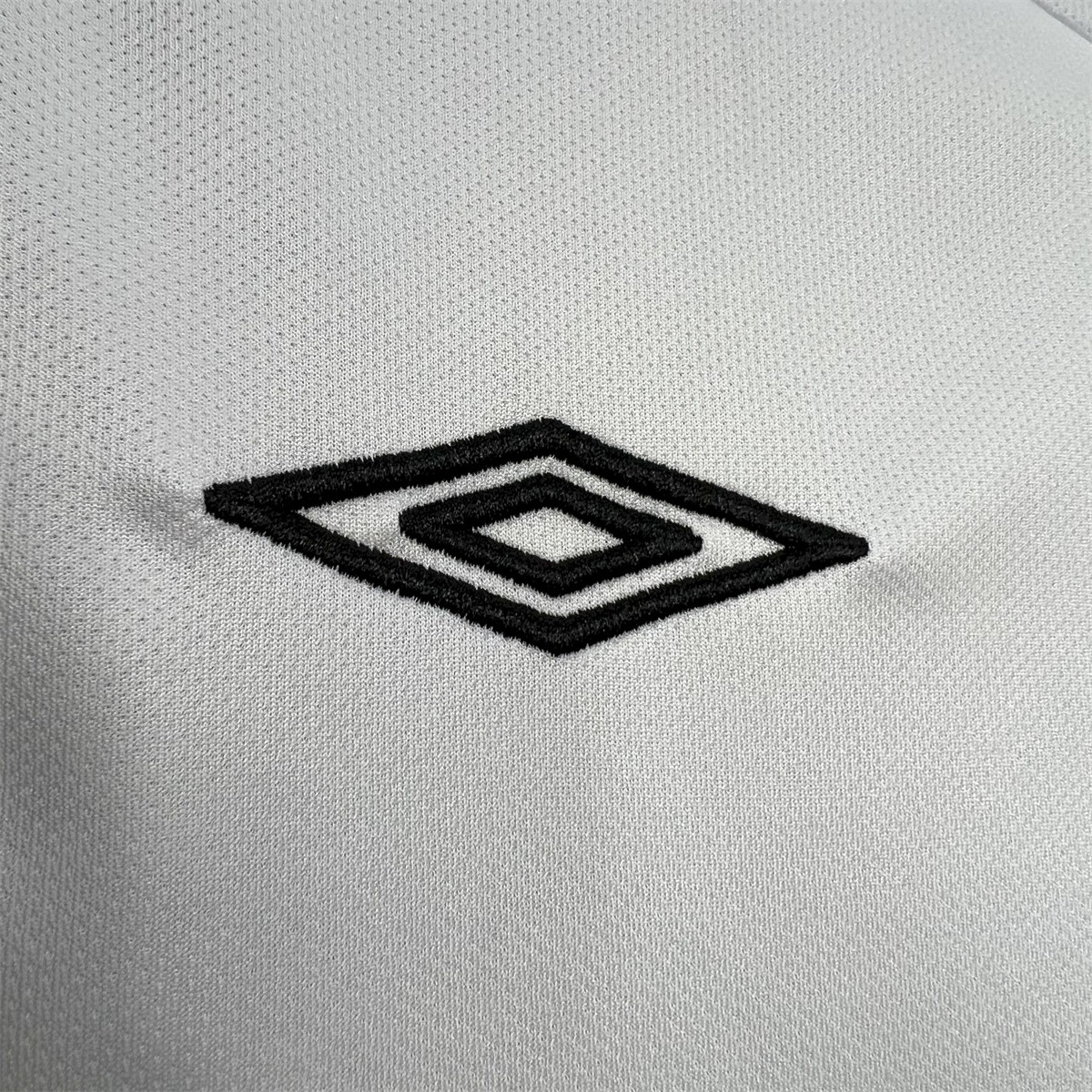 Retro Colo Colo 2006 Home Long Sleeve jersey Fan Version