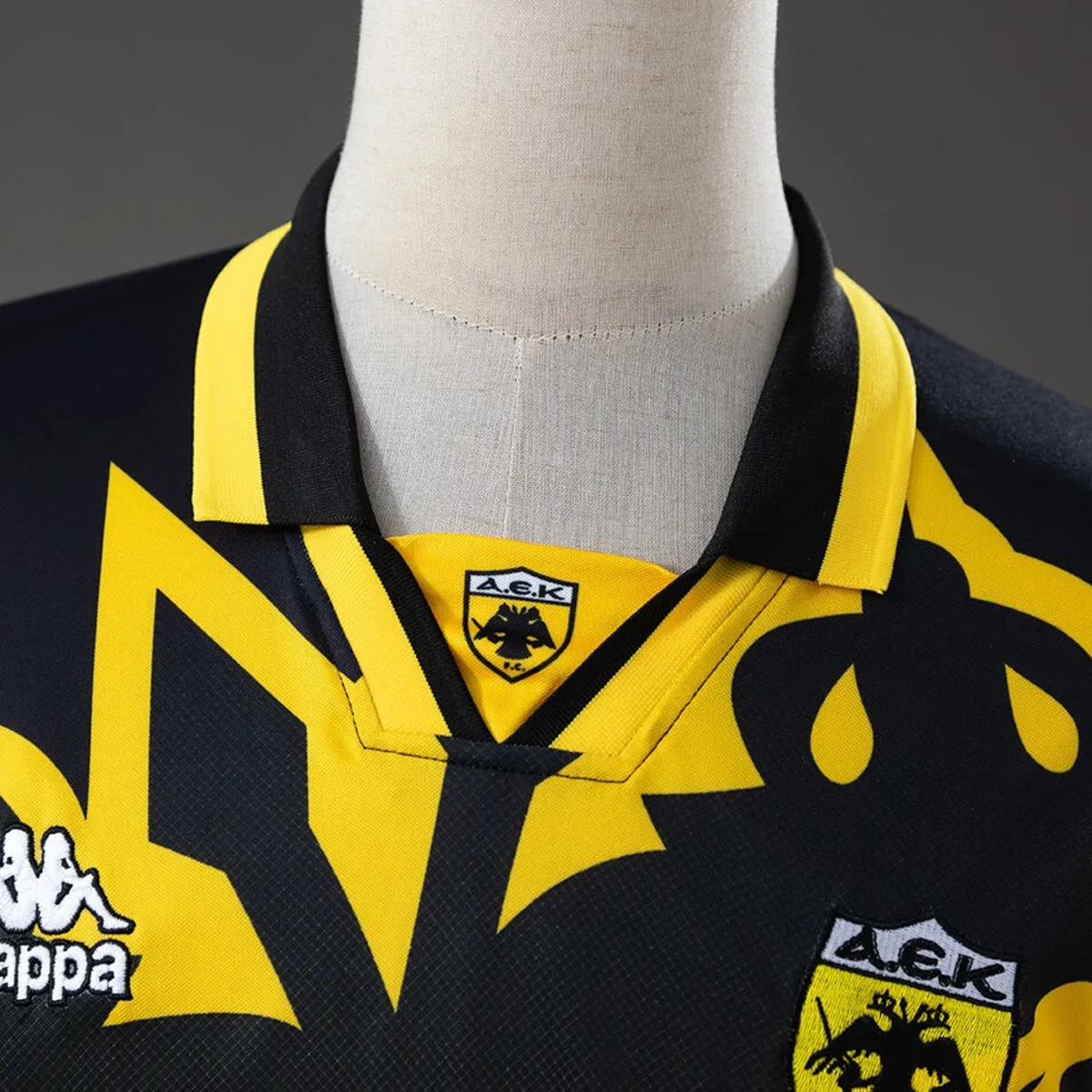 Retro AEK Athens 1997/98 Home Jersey Fan Version