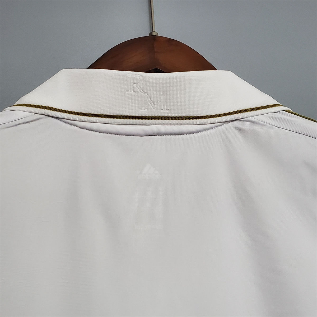 Retro Real Madrid 11/12 home jersey Fan Version