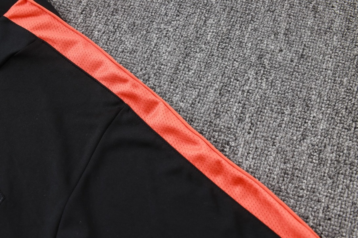 2026 Netherlands Black Long-sleeved halt-pull training kit