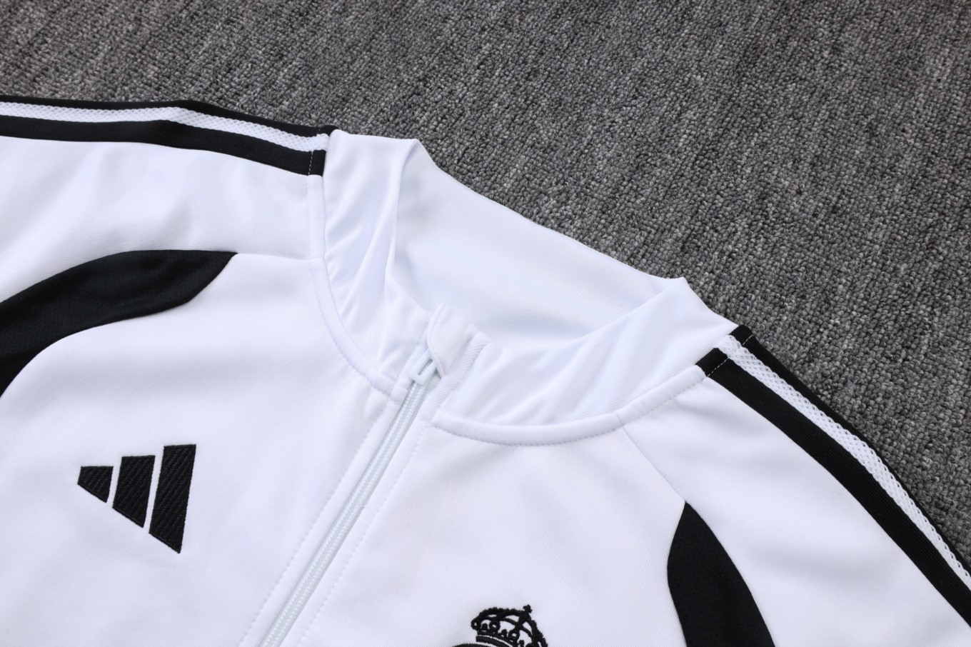2026 Real Madrid White Jacket Training Suit Set