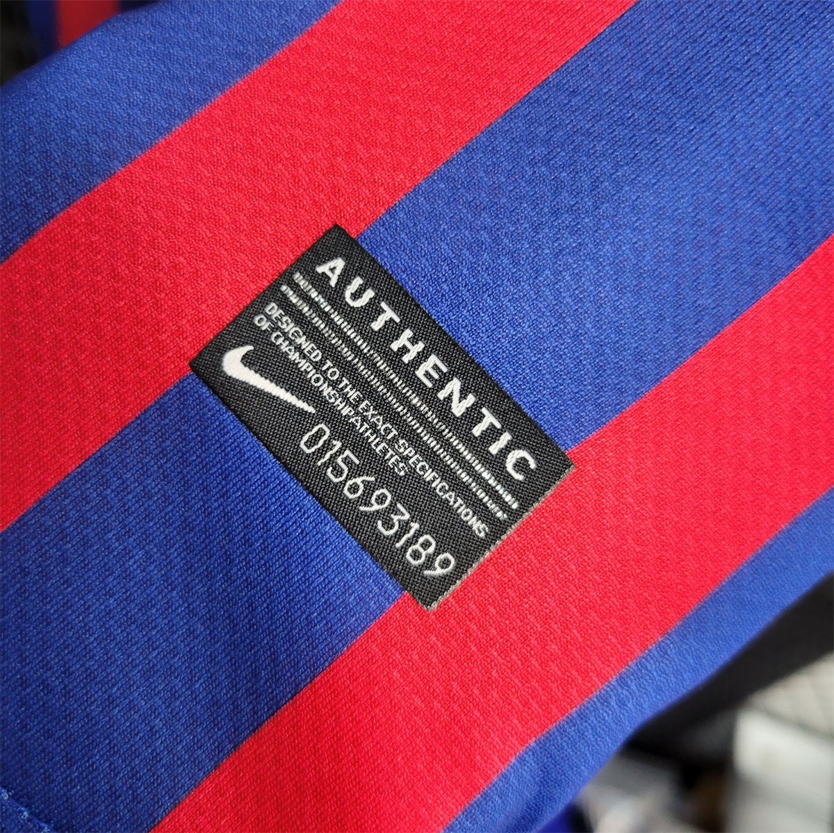 Retro Barcelona 11/12 Long Sleeve Home jersey Fan Version