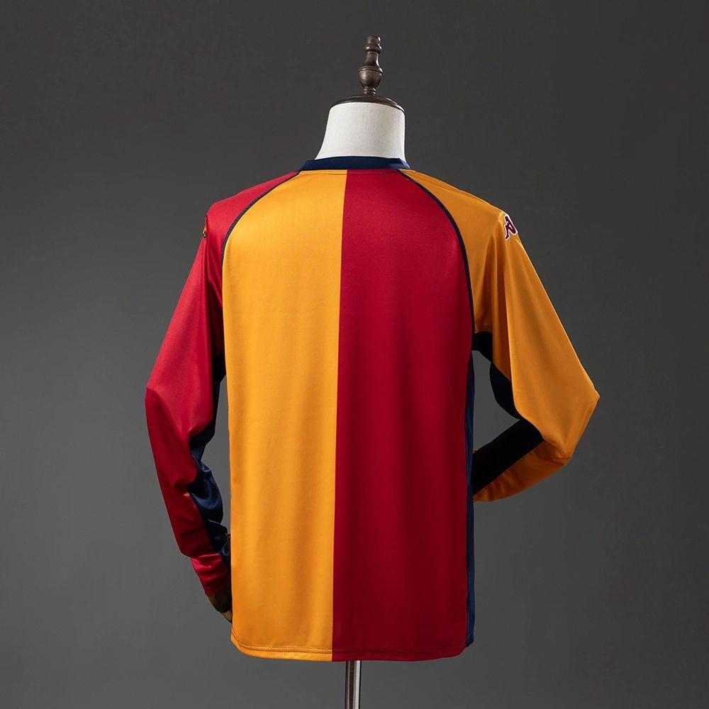 Retro Roma 01/02 Home jersey Fan Version