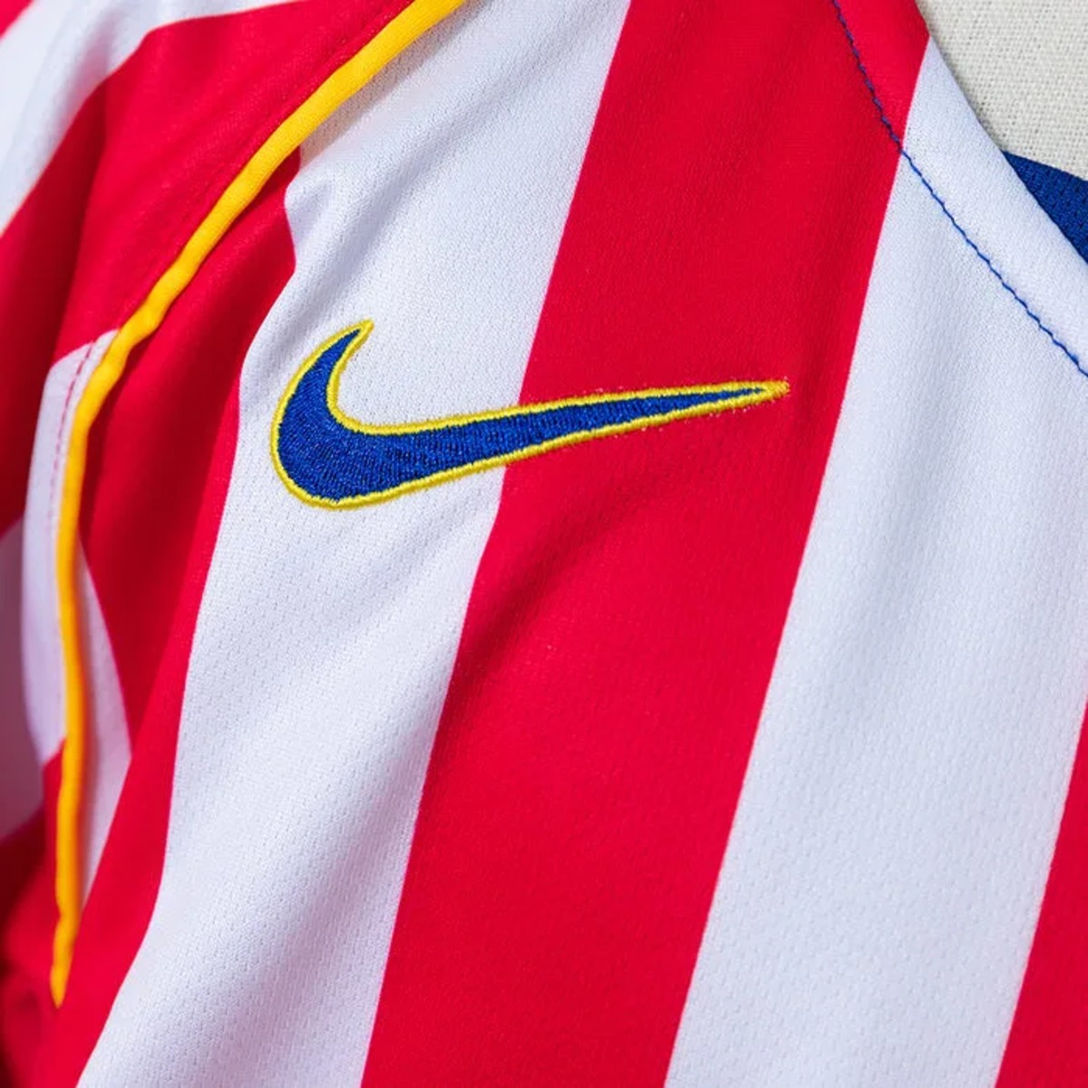 Retro Atletico Madrid 2004/05 Home Kid Kits Long Sleeve