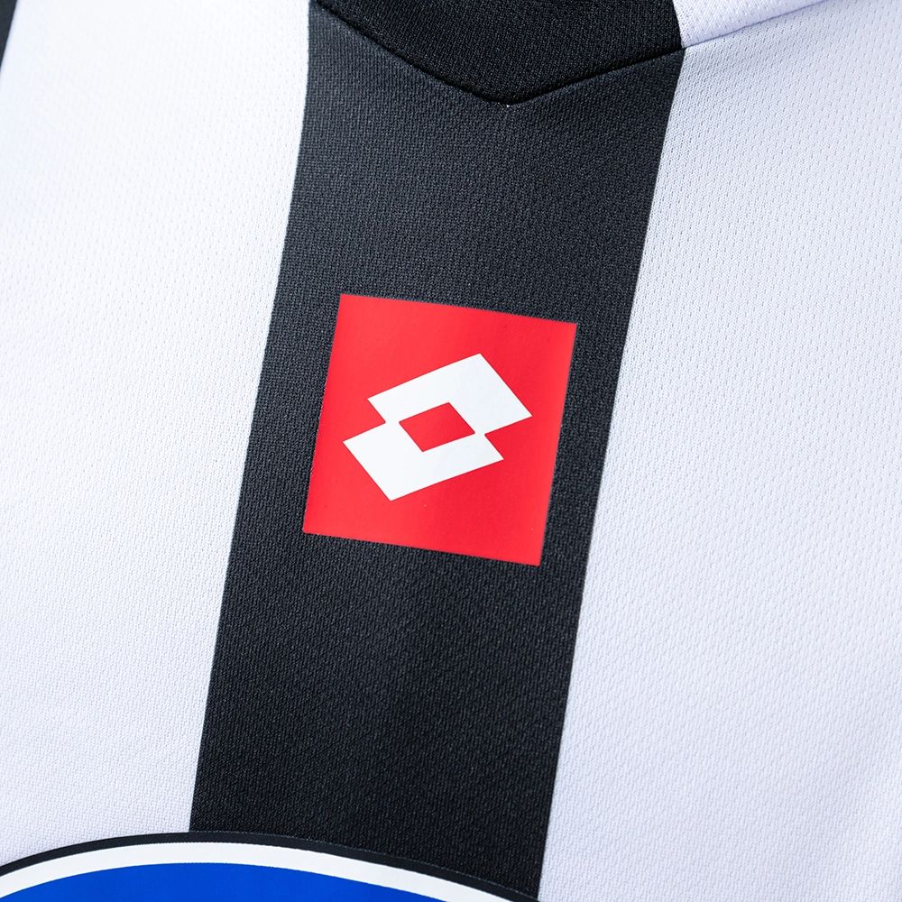 Retro Juventus 02/03 Home  jersey Fan Version