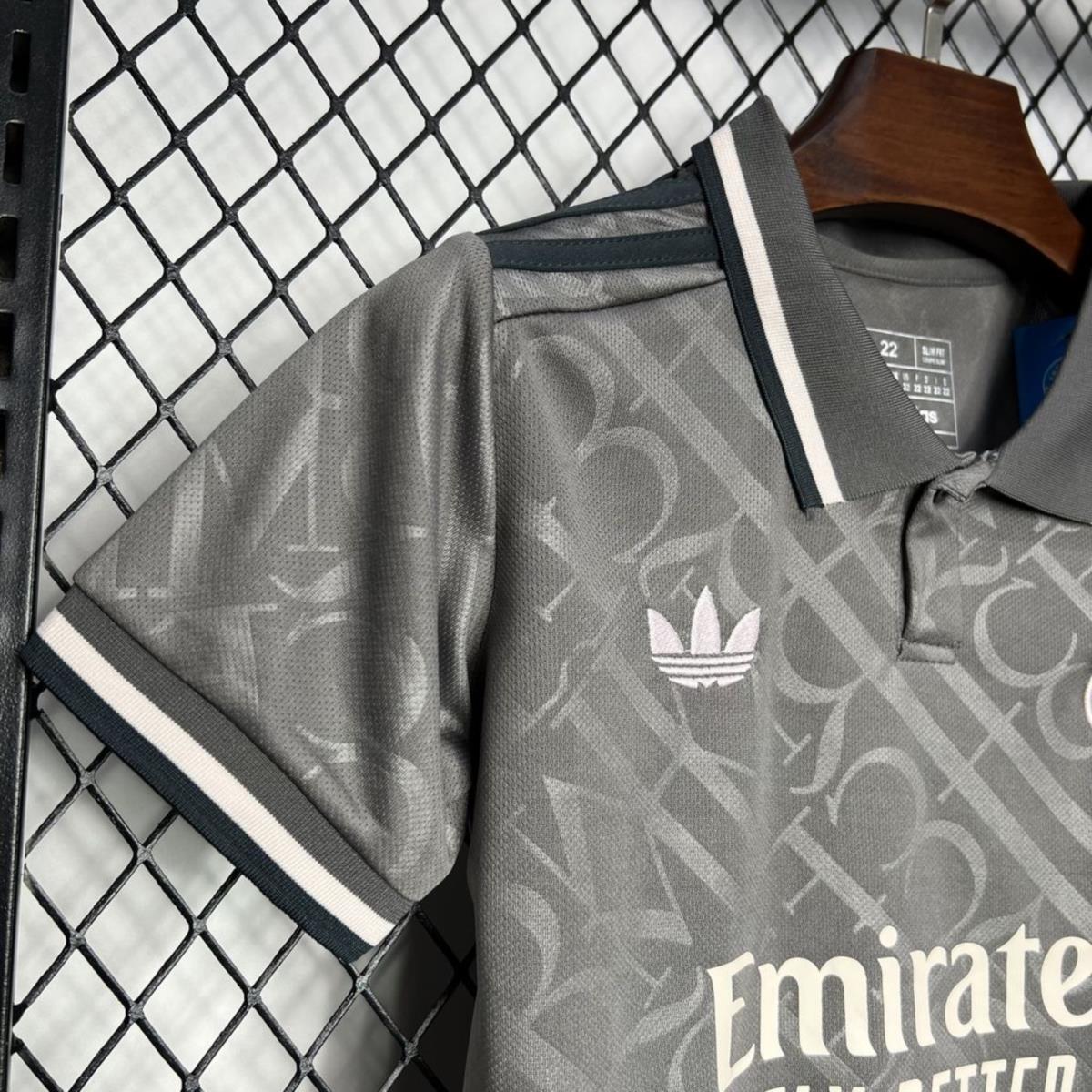 24/25 Real Madrid Third Away jersey Kid Kits Size 16-28