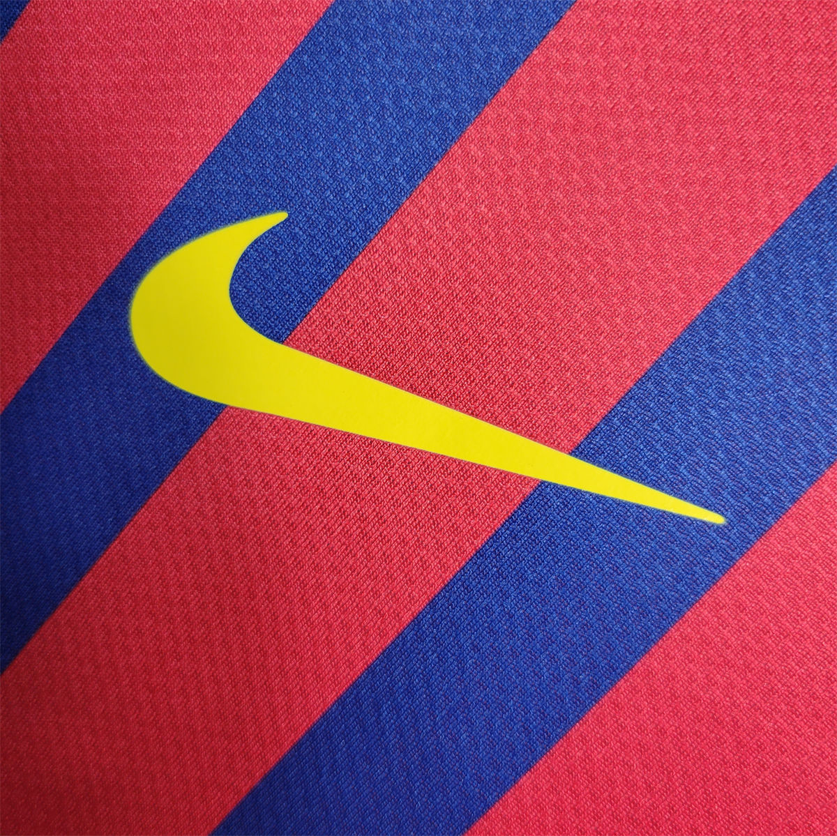 Retro Barcelona 11/12 Long Sleeve Home jersey Fan Version
