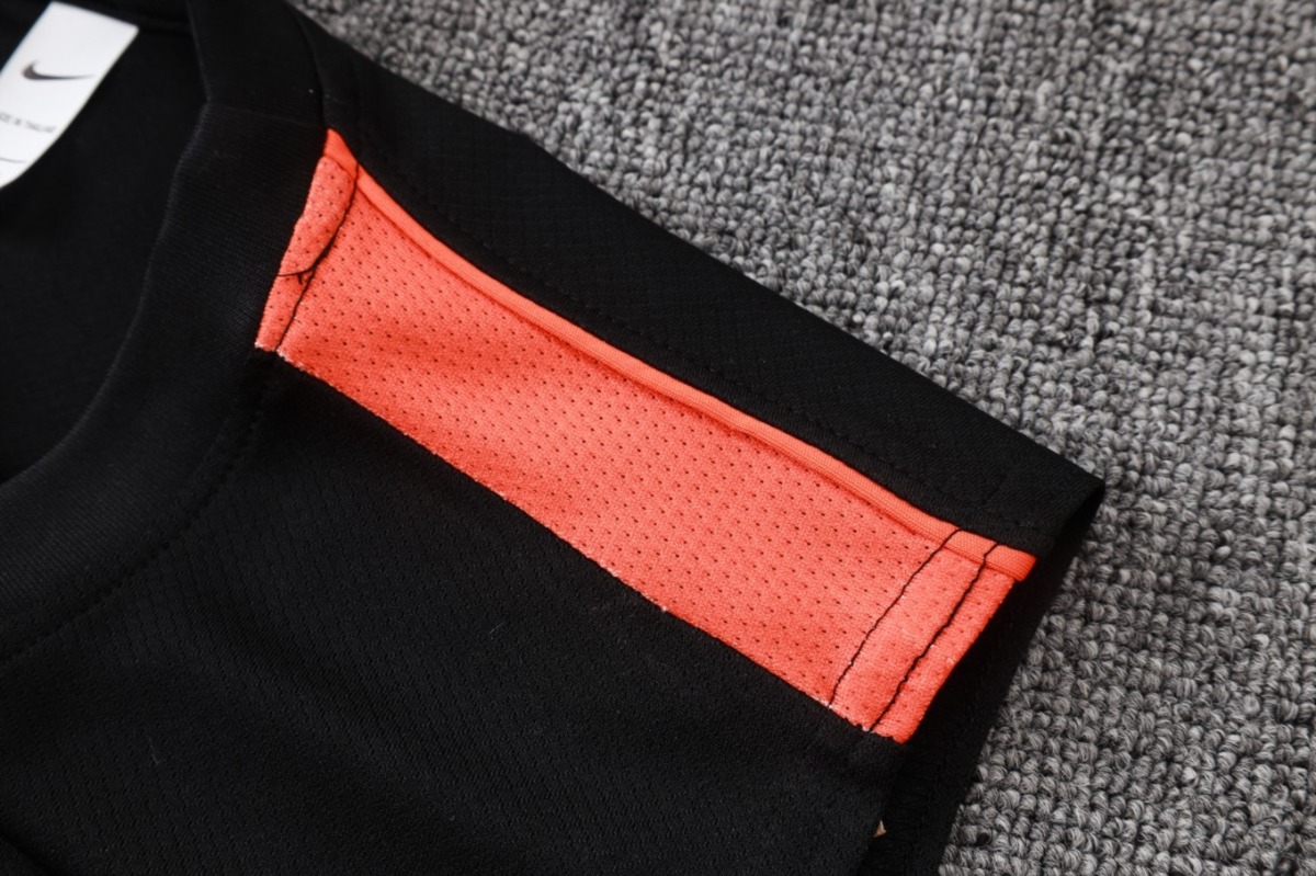 2026 Netherlands Black Training Set Shirt and Shorts