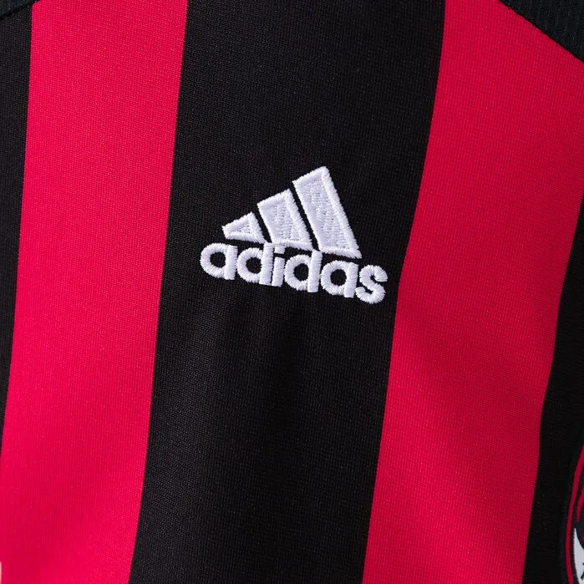 Retro AC Milan 2006/07 Home Kid Kits