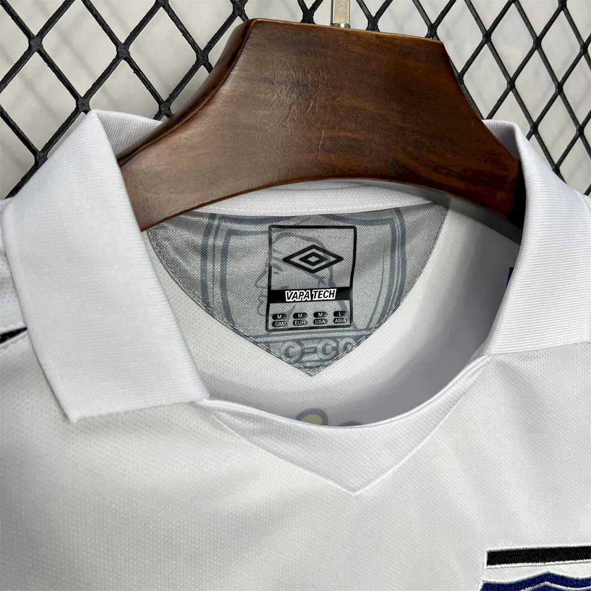 Retro Colo Colo 2006 Home Long Sleeve jersey Fan Version