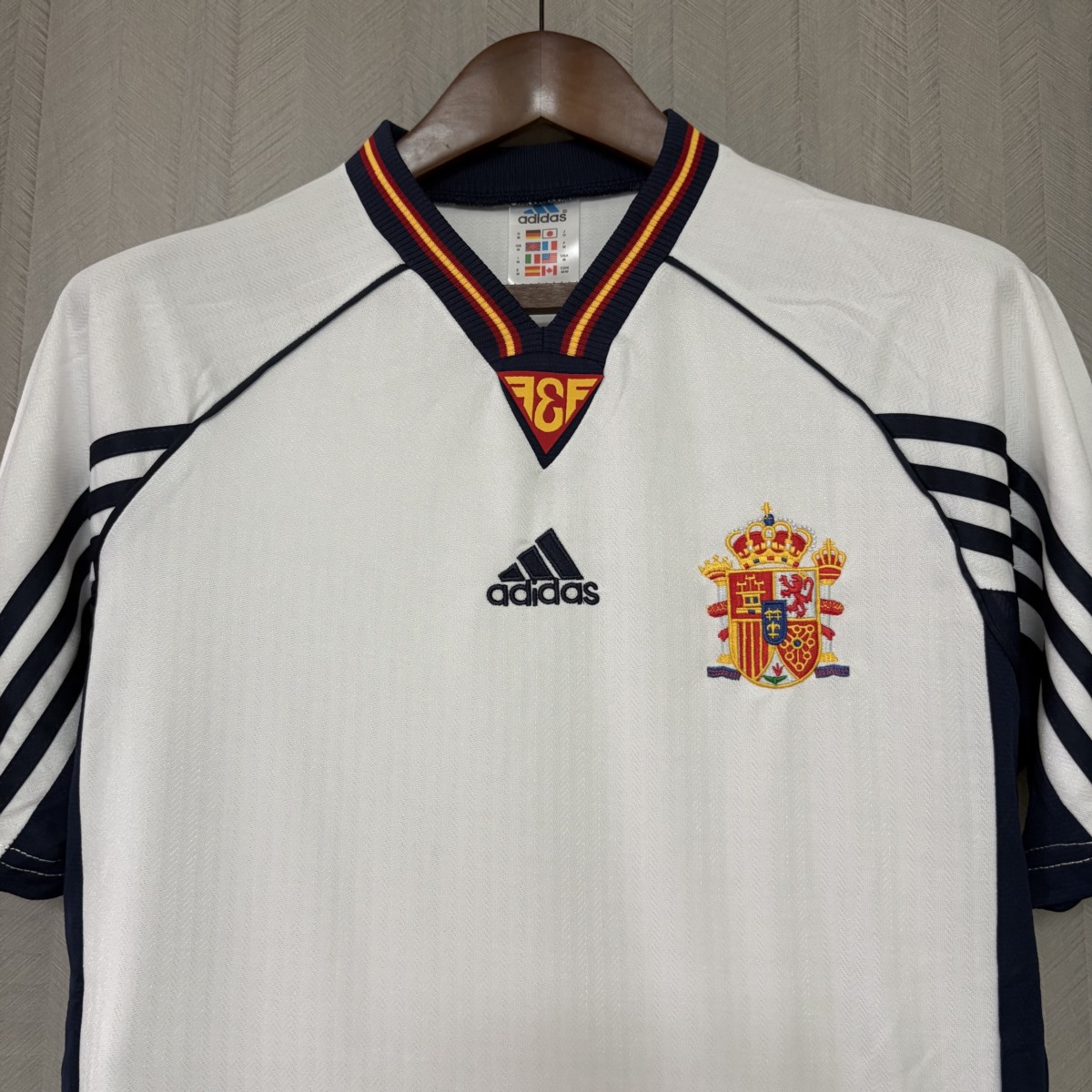 Retro Spain 1998 Away jersey Fan Version