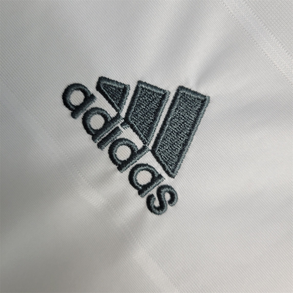 Retro Real Madrid 13/14 Home jersey Fan Version