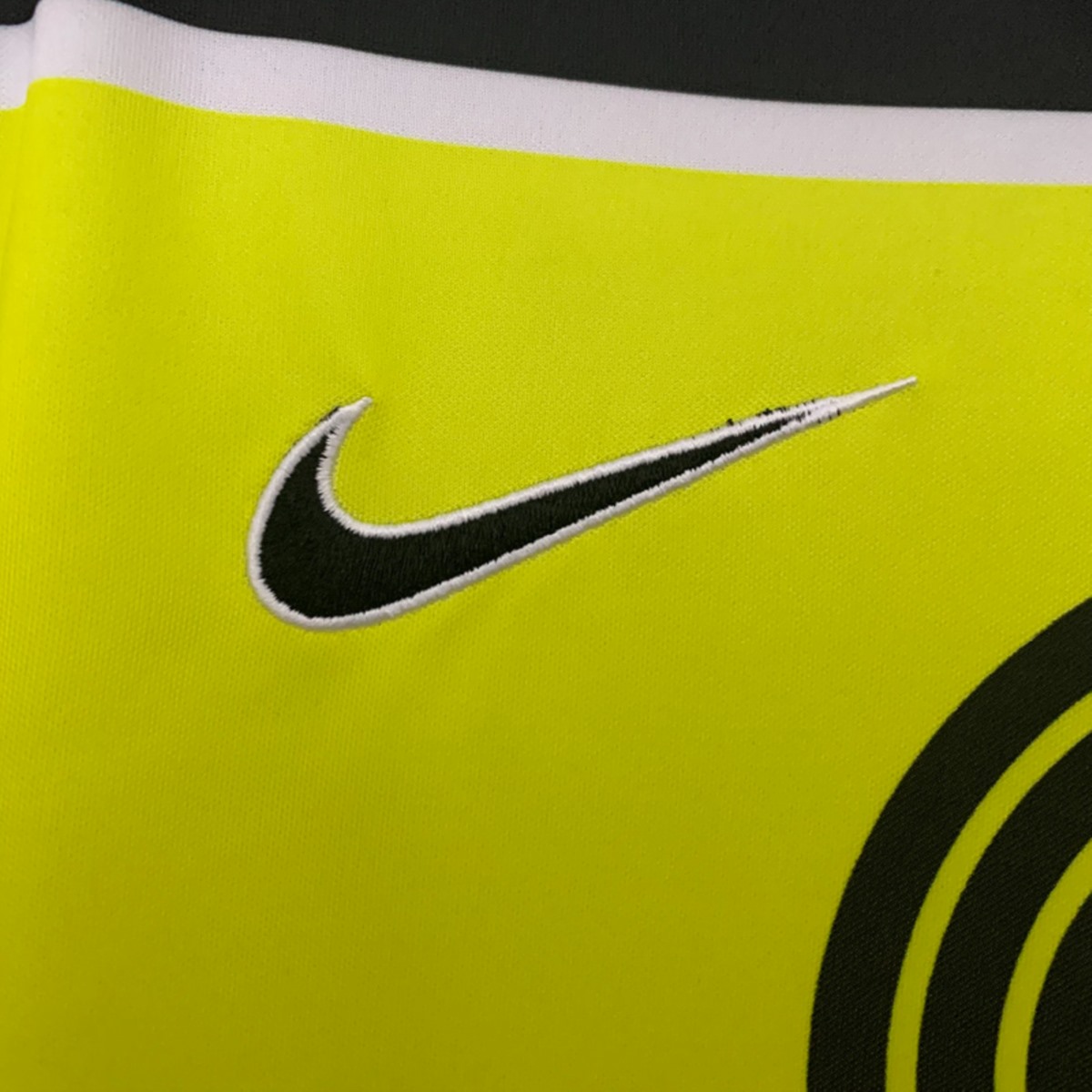Retro Dortmund 96/97 Home jersey Fan Version