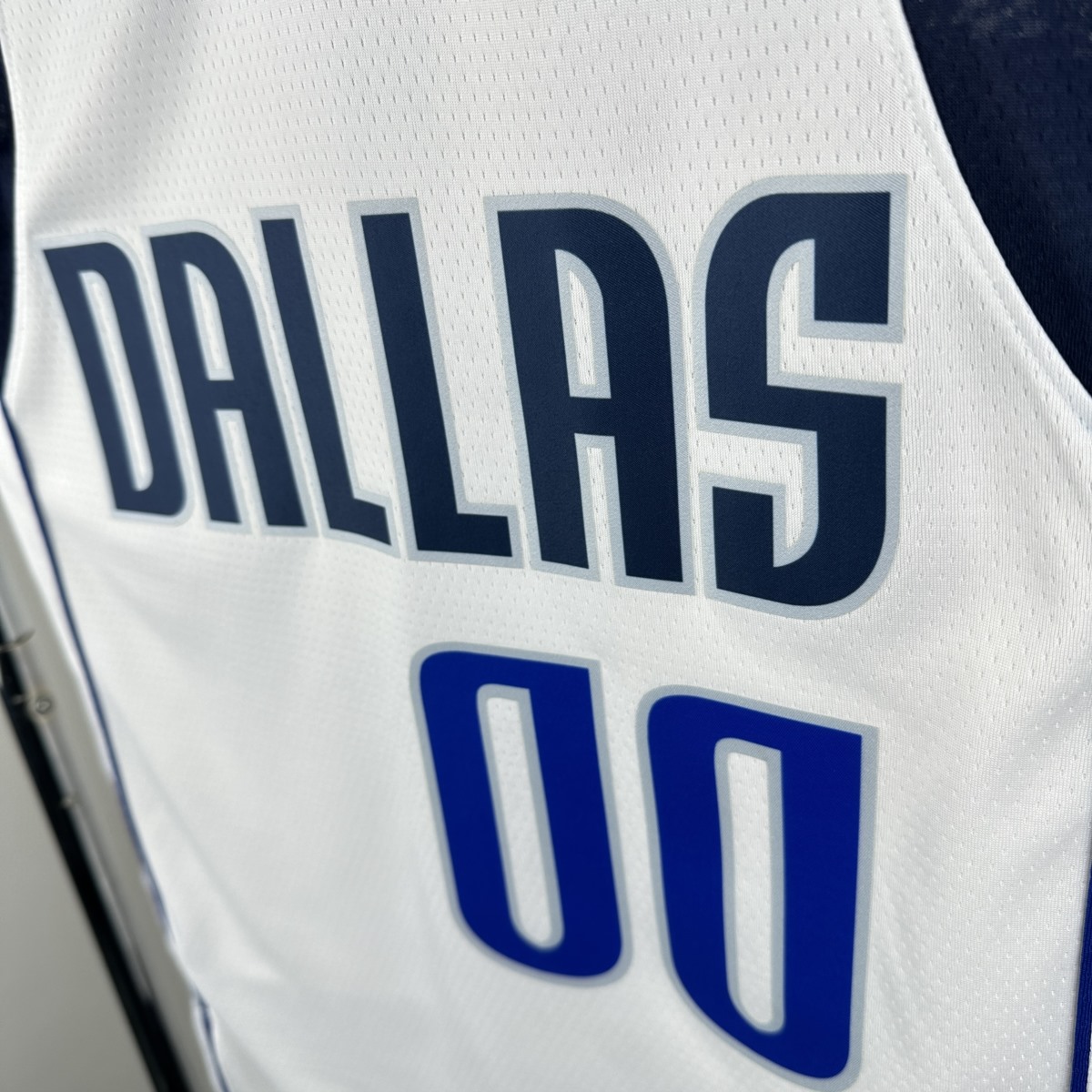 NBA Dallas Mavericks V-Neck White Jersey CHRISTIE#00 1 S-XXL