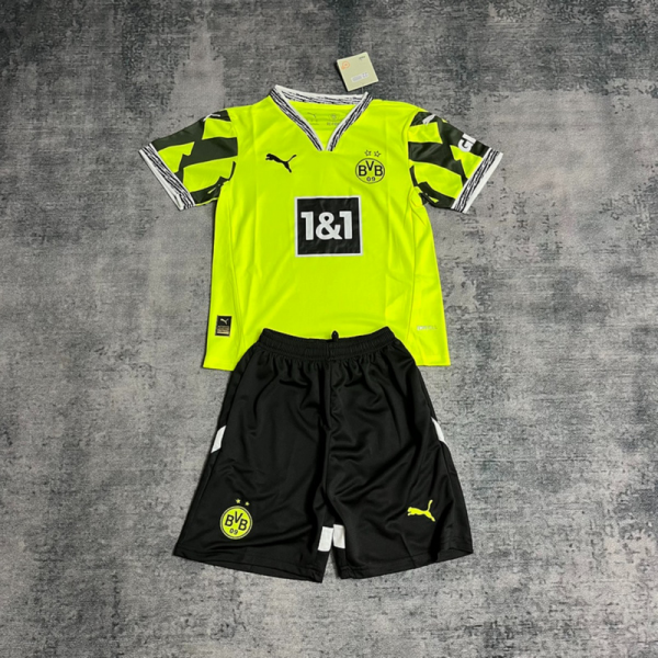 2025/26 Dortmund fluorescent green jersey kids Kits size: 16-28