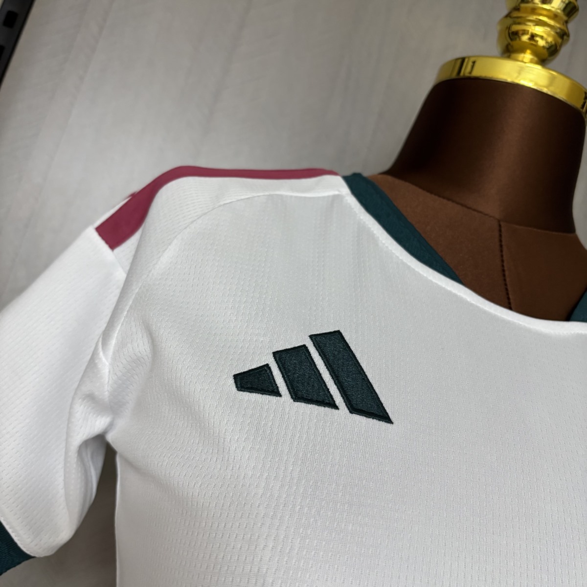 2026/27 Real Madrid Home Women's Jersey Fan Version
