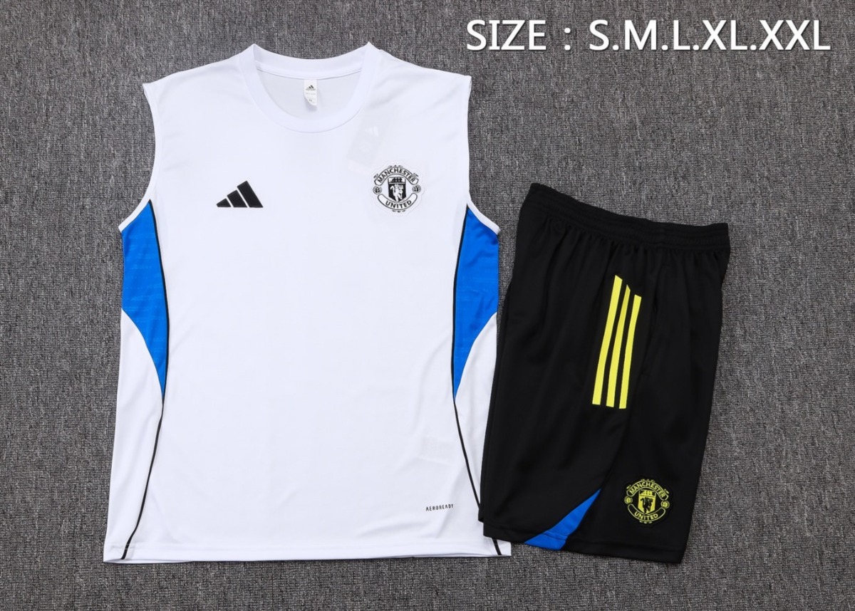 2026 Manchester United White Training Set Shirt andShorts