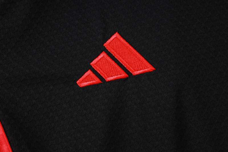 2025/26 Bayern Munich Black Training Set Shirt and Shorts