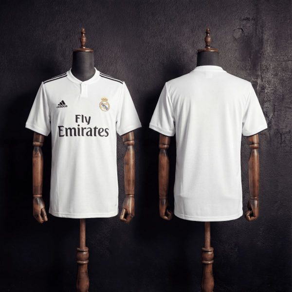 Retro Real Madrid 2018/19 Home jersey Fan Version