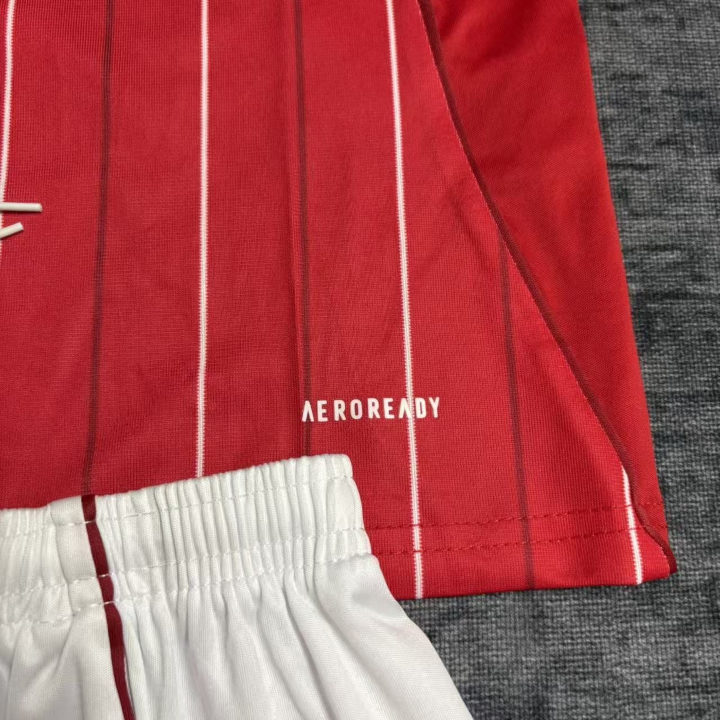 2025/26 Nottingham Home jersey Kid Kits Size 16-28
