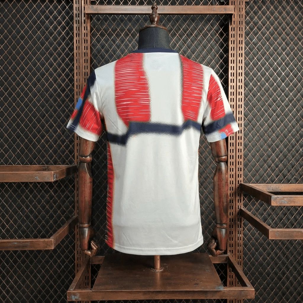 2025/26 Bayern Munich Training Jersey Fan Version