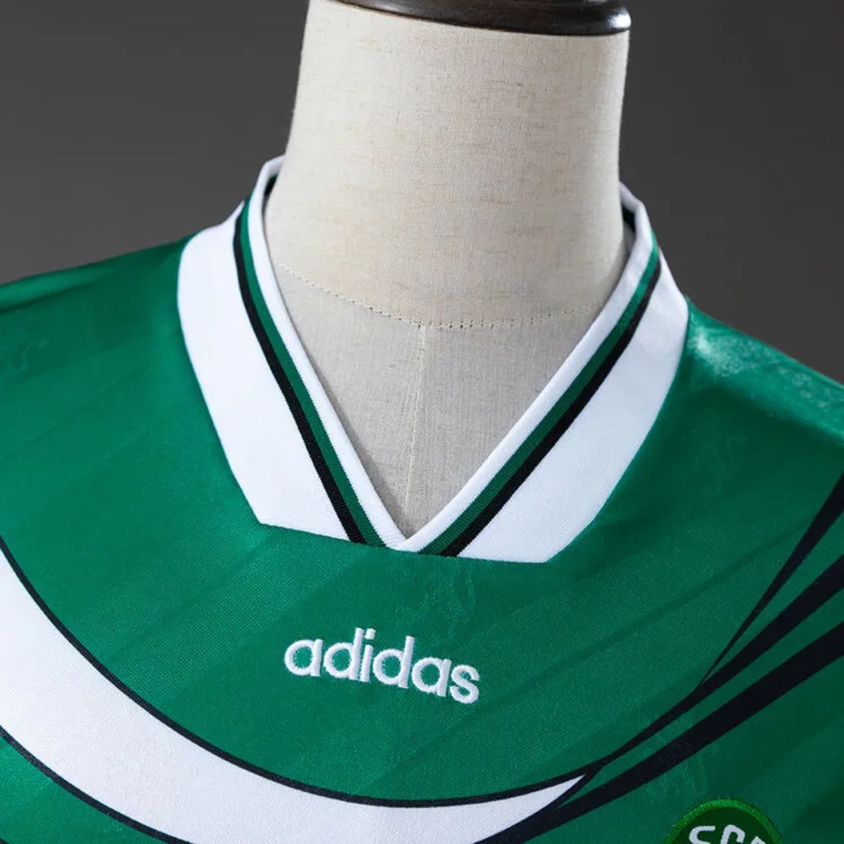 Retro Sporting Lisbon 1994/95 Away Jersey Fan Version