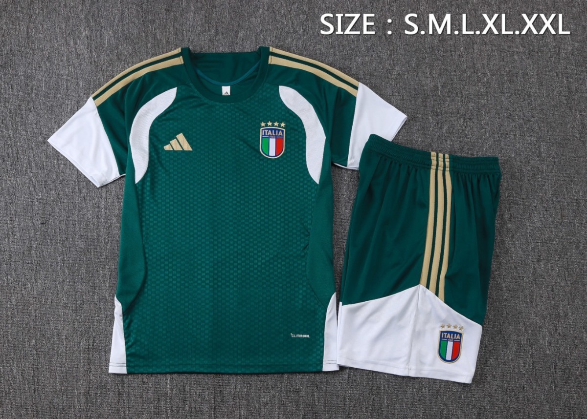 2026 Italy Dark green Training Set Shirt and Shorts
